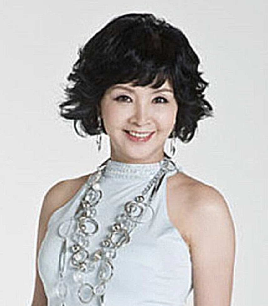 정소녀 가수 컴백