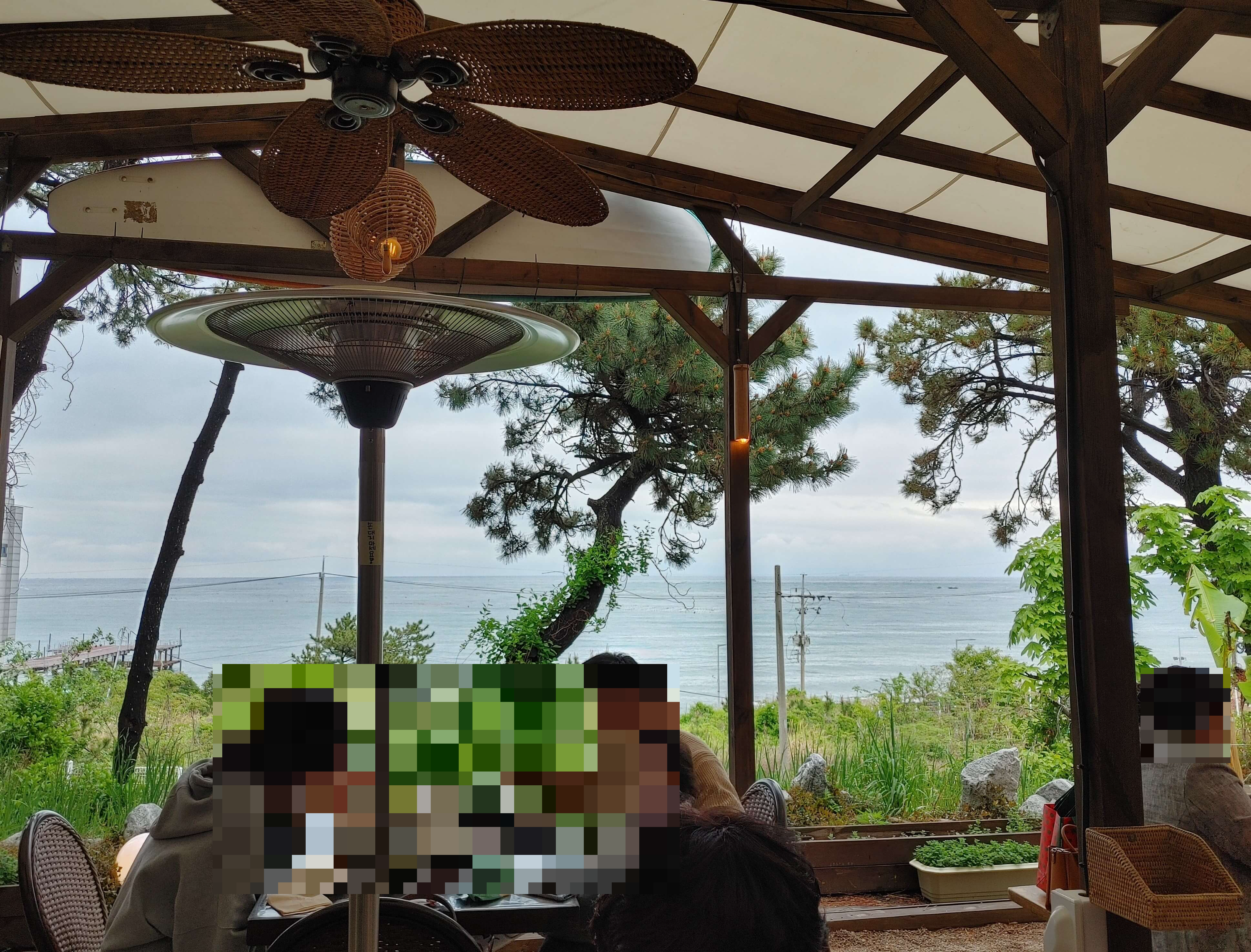 송정_어밤부_테라스_야외_전망