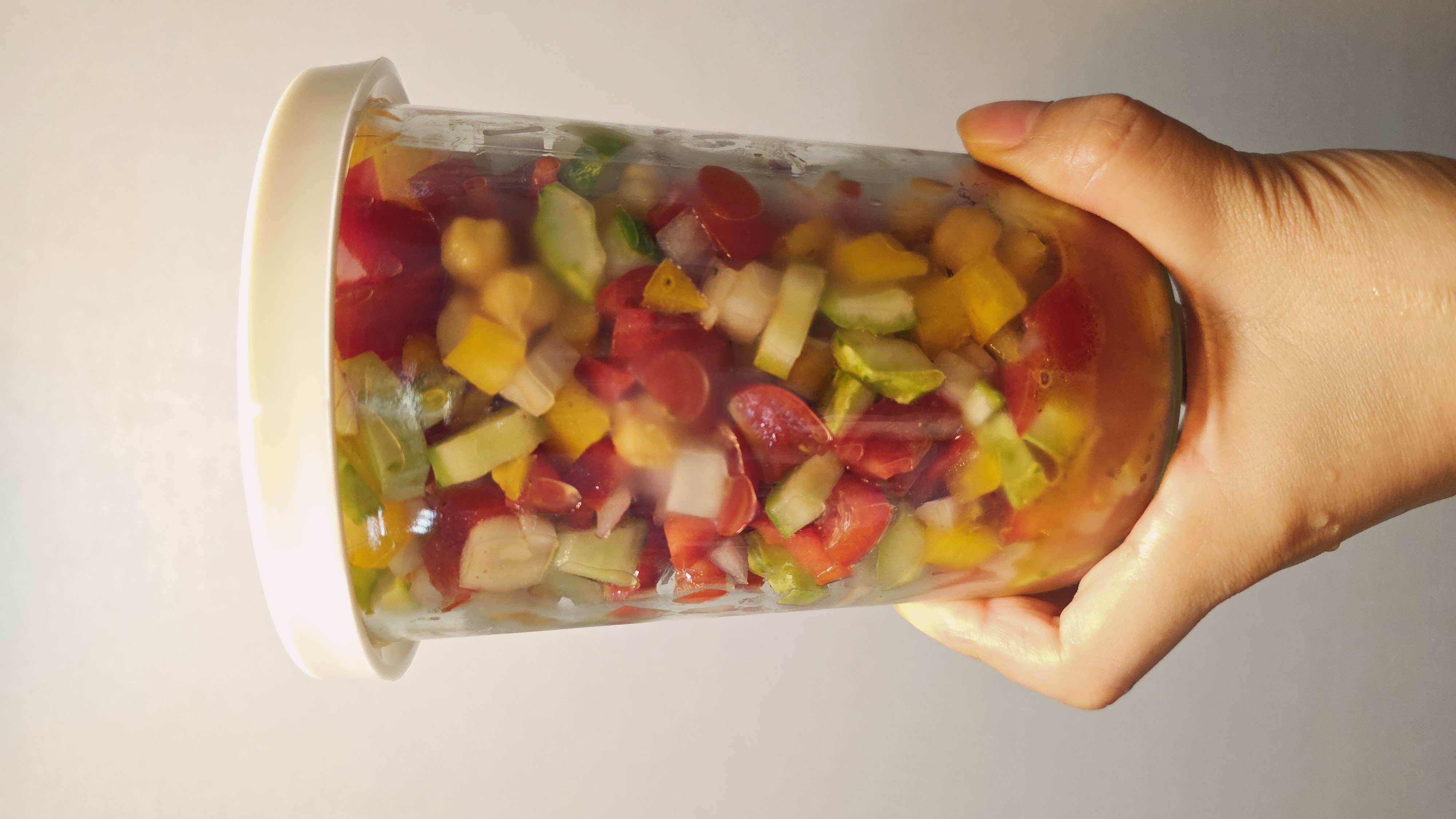 쉬라즈 샐러드 만들기 지중해식 오이 토마토 샐러드 소스 레시피