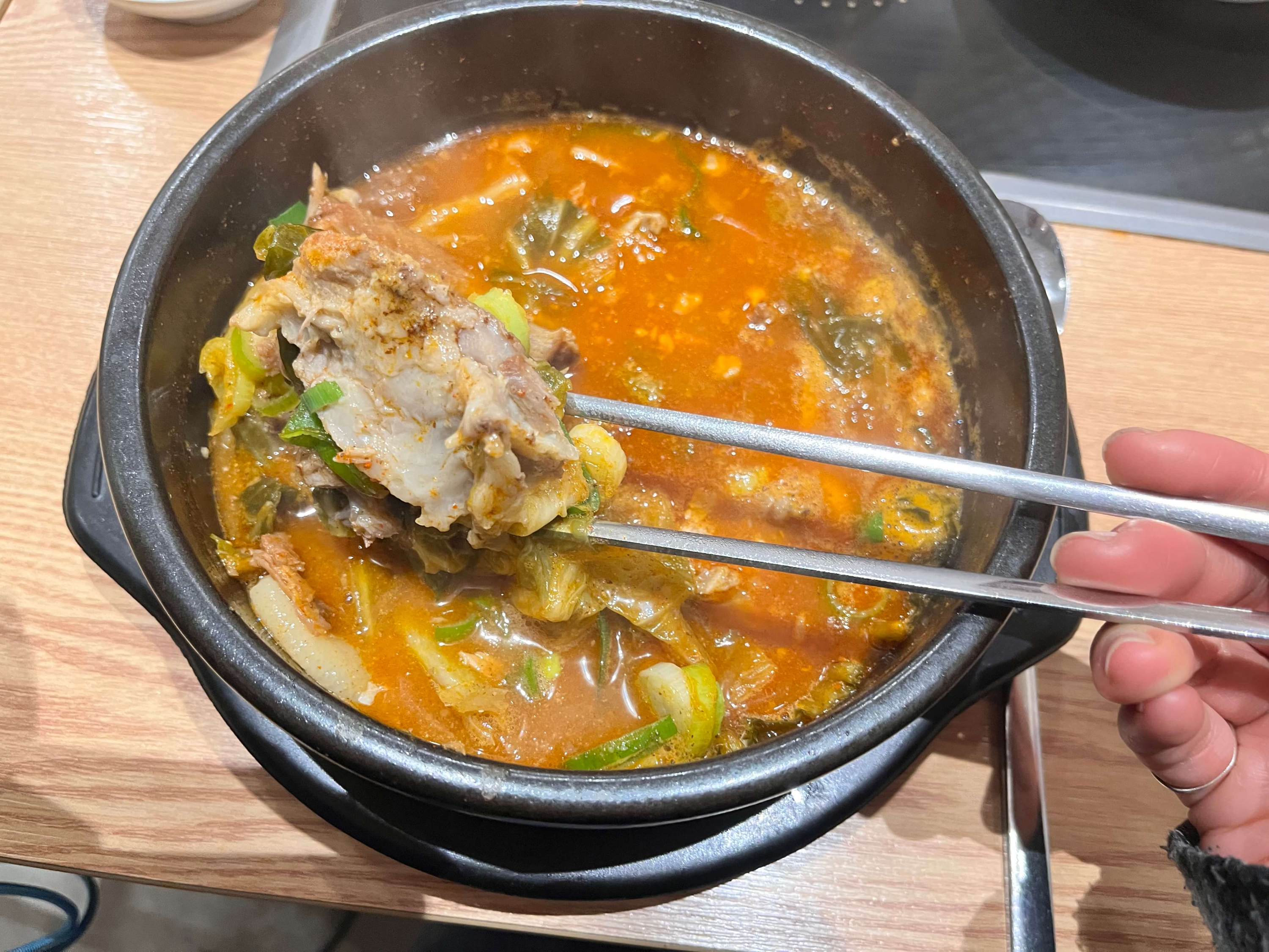 한사리감자탕&amp;뼈구이 순살뼈해장국