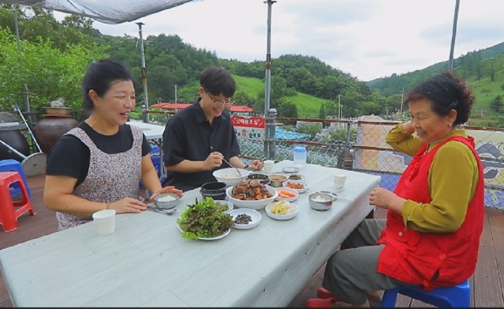 태백-구와우순두부-점심만-영업