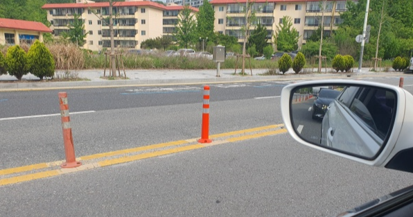 도로위에-표시된-버스전용차로