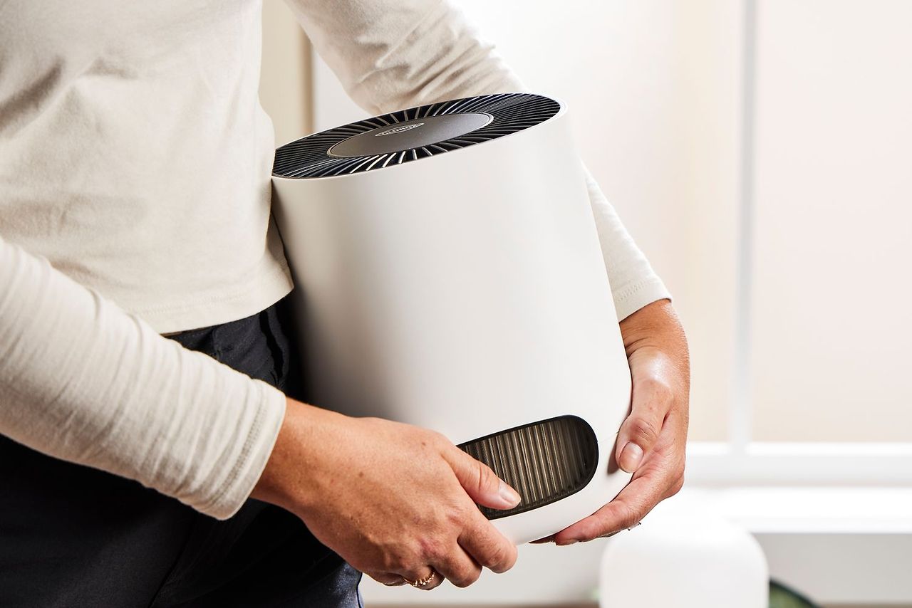 소형 공기청정기를 사용하여 청정한 실내 공기를 유지하는 건강한 생활