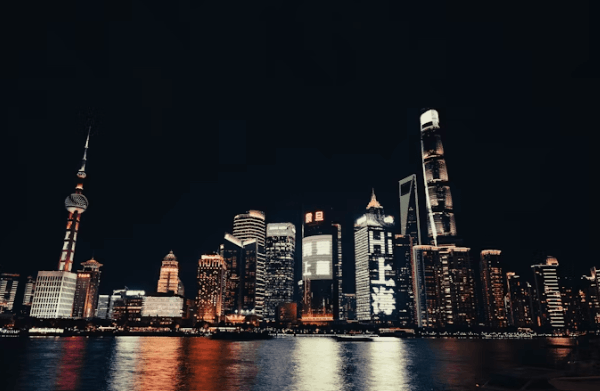 상하이 숙소 추천: 돈 아끼고 만족은 두 배!