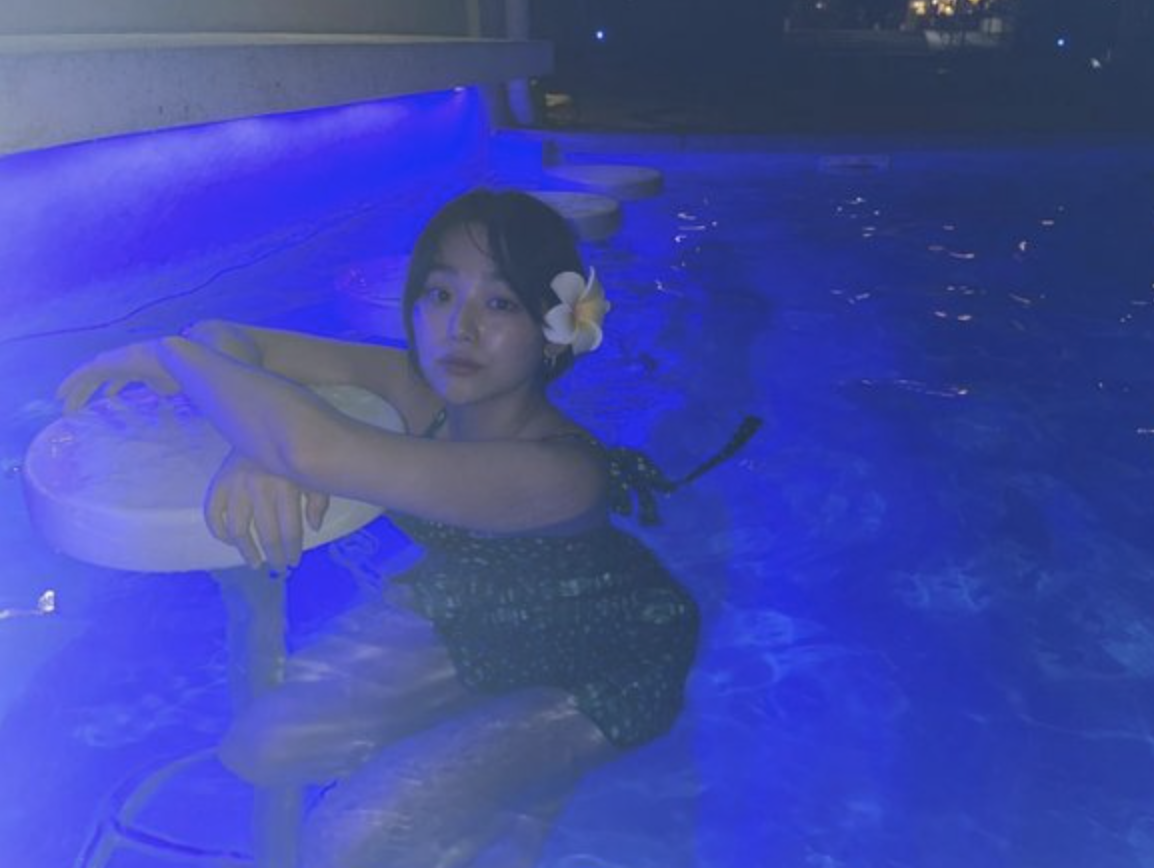 강미나 수영복 사진