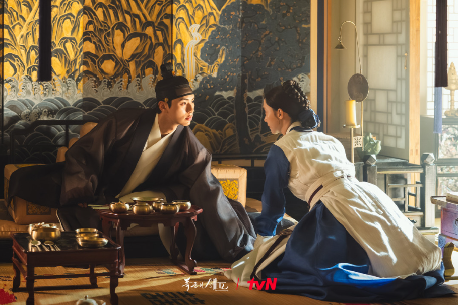 폭군의셰프 대장금 K드라마 임윤아 이채민 웹소설 연산군의셰프로살아남기 장태유감독 배우교체 박성훈 옥에티 넷플릭스 타임슬립