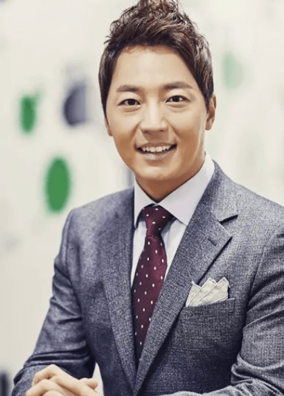 이성배 아나운서
이성배 프로필
이성배 나이
이성배 학력
이성배 SNS
이성배 고려대
MBC 아나운서 이성배
MBC 퇴사 아나운서
이성배 MBC 퇴사 이유
방송인 정치 입문
언론인 정치 진출
언론인 출신 정치인
홍준표 대변인
홍준표 캠프
이성배 홍준표
대선 캠프 대변인
2025 대선 대변인
이성배 정치 행보
이성배 정치권 진출
방송인 정치 참여
정치 캠프 언론인
이슈 인물 2025