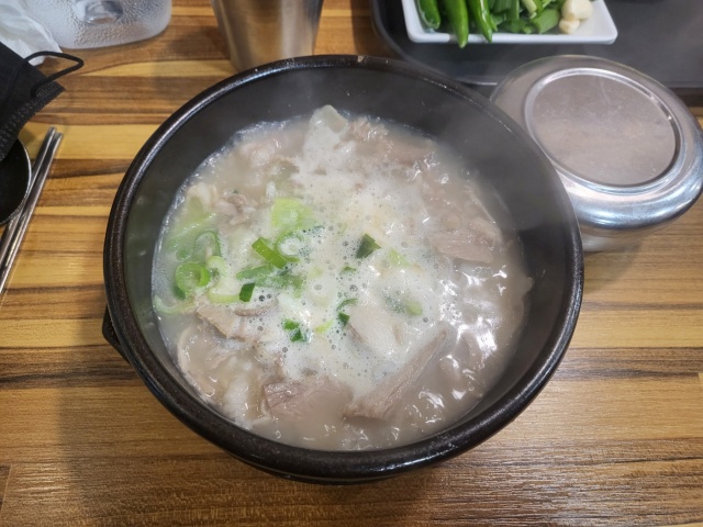 돼지국밥사진