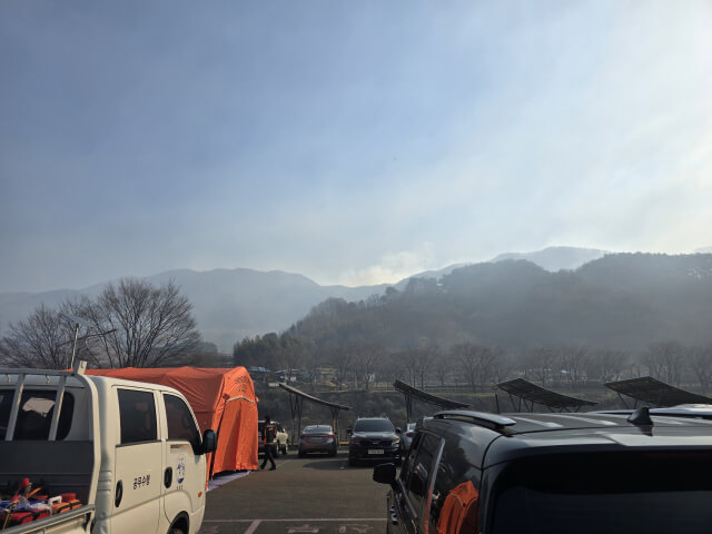계속되는 강풍 속 산청 산불&amp;#44; 대원 2명 사망 2명 실종&hellip;