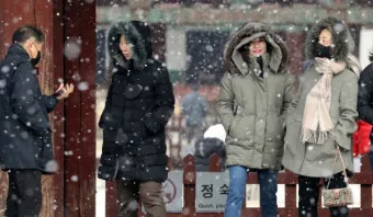 전주 한파 경보 아침 출근 길 미끄럼 주의 보행 요령_10