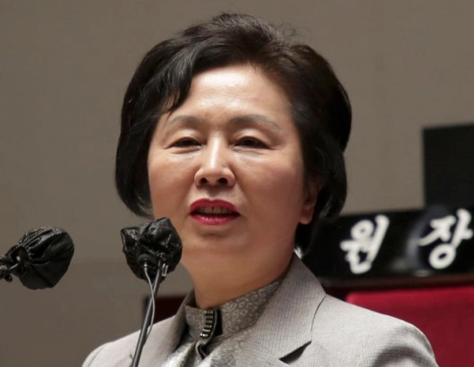 김영선 국회의원 수조물 먹방 소식
