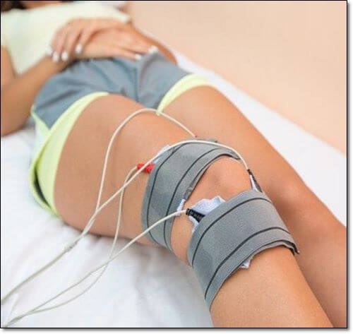 관절염 치료 중인 여성