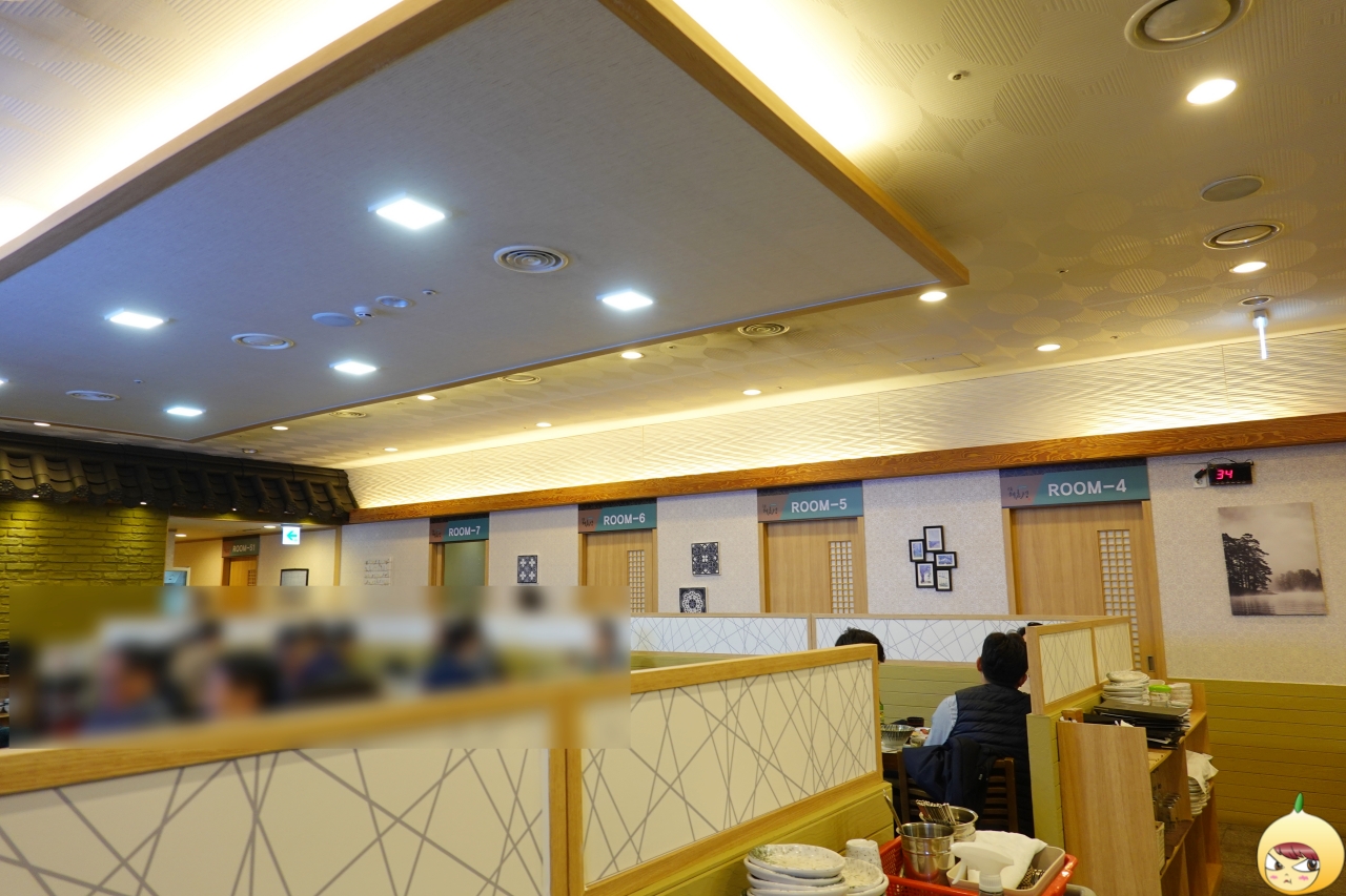 해초섬 서울스퀘어점 내부