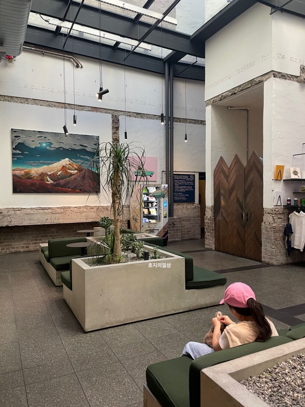 시드니 3대 카페 파라마운트 커피-매장 내부