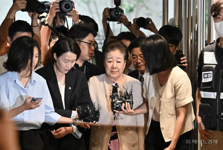 “홀리 마더 고귀한 생애 외면한다”…통일교, 한학자 영장청구에 강한 반발