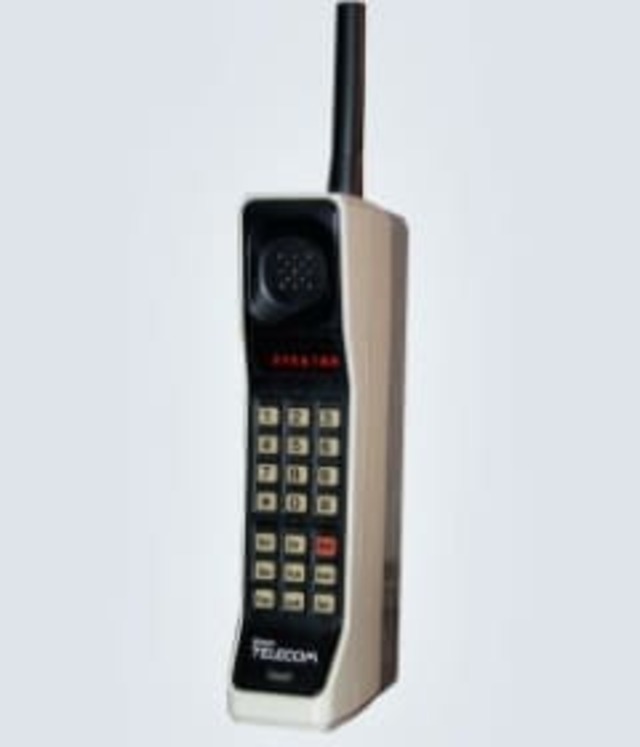 DynaTAC 8000X