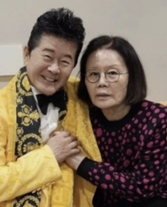 송대관 태진아 눈물 영결식 치매 아내 사망 애도 해뜰날