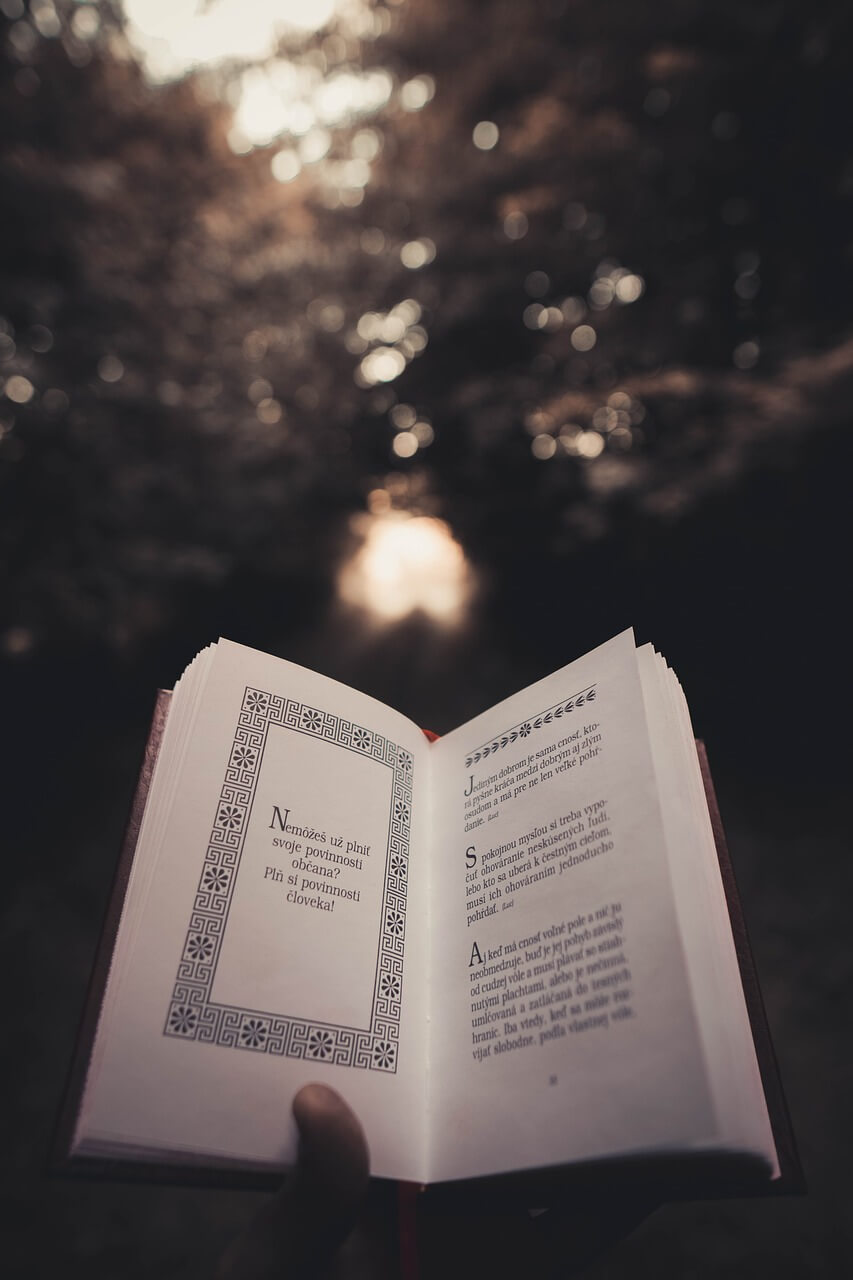 수입이 적어도 부자처럼 사는 법 – 소득 수준과 상관없이 여유로운 삶을 만드는 전략