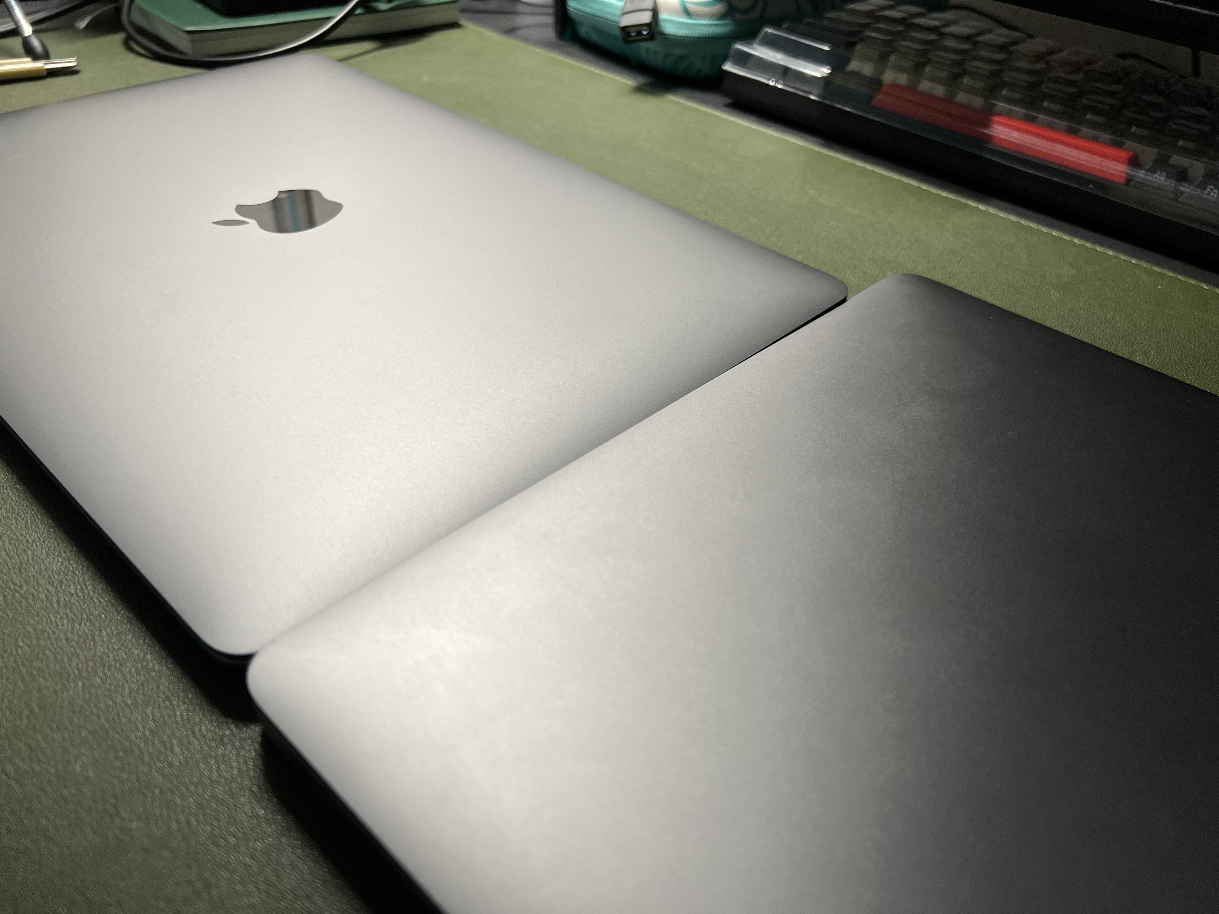 MacBook Air Photo2