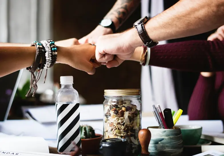 유관부서 협업 전략 (RA, QA, 생산, 마케팅)