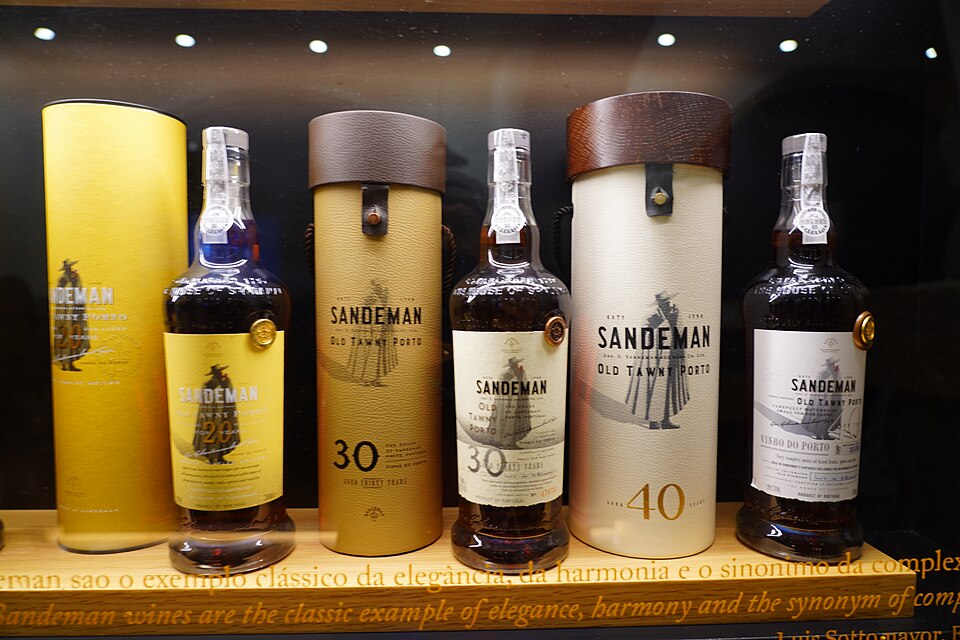 샌드맨(Sandeman)의 포트 와인 제품과 숙성 연도별 토니 포트