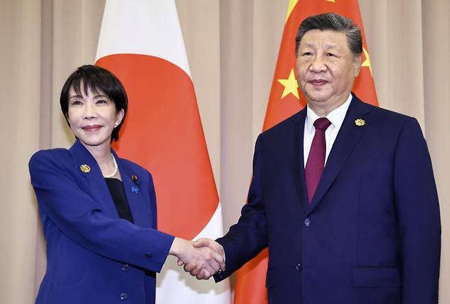 중국 항공사 일본 운항 중단 다카이시 총리 발언 여파 한일령