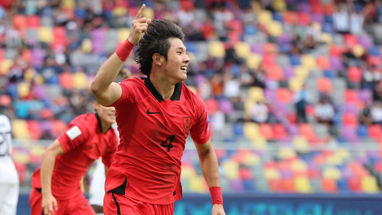 나이지리아와 8강전에서 결승골을 넣은 최석현