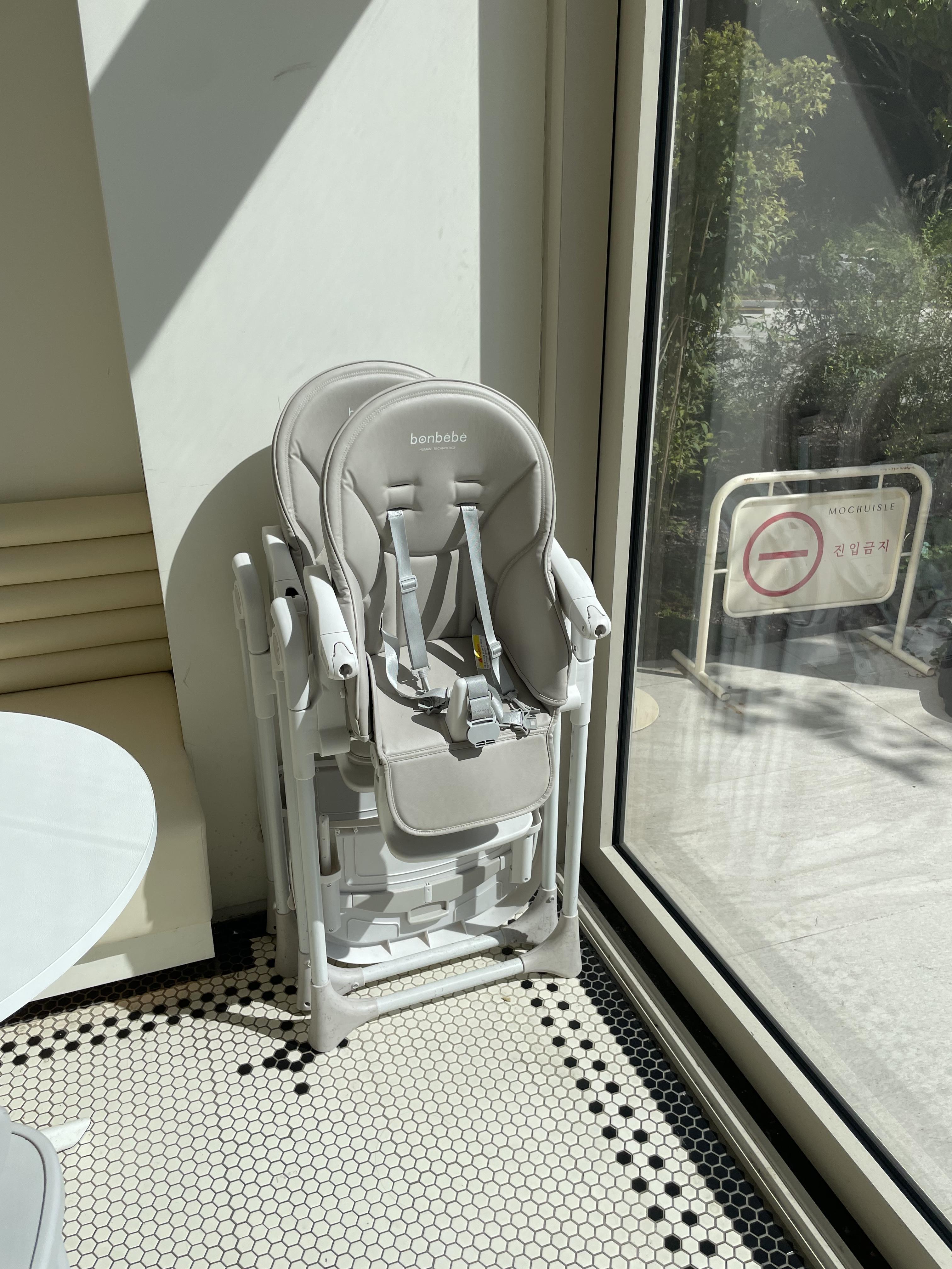 파주 공릉저수지 대형카페 모쿠슈라 프렌치카페