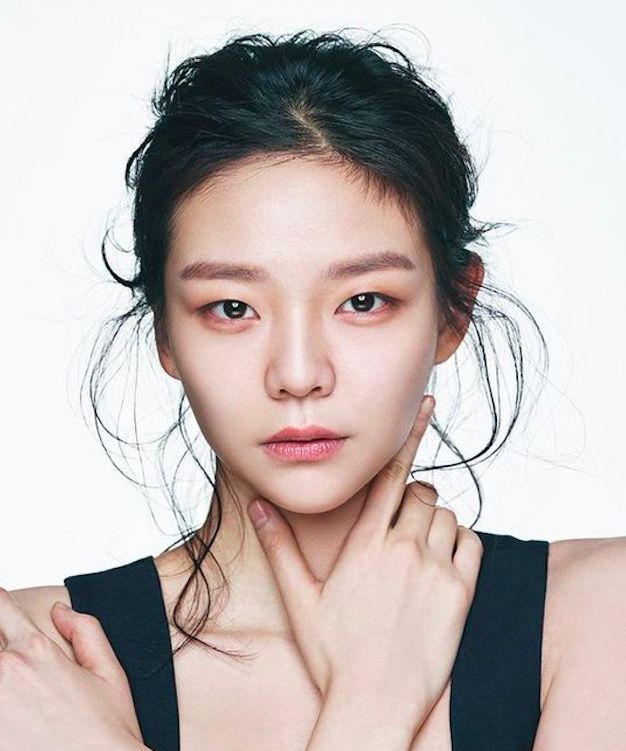 배우 이솜 프로필 나이 학력 직업 모델 드라마 영화 작품 사진 모음