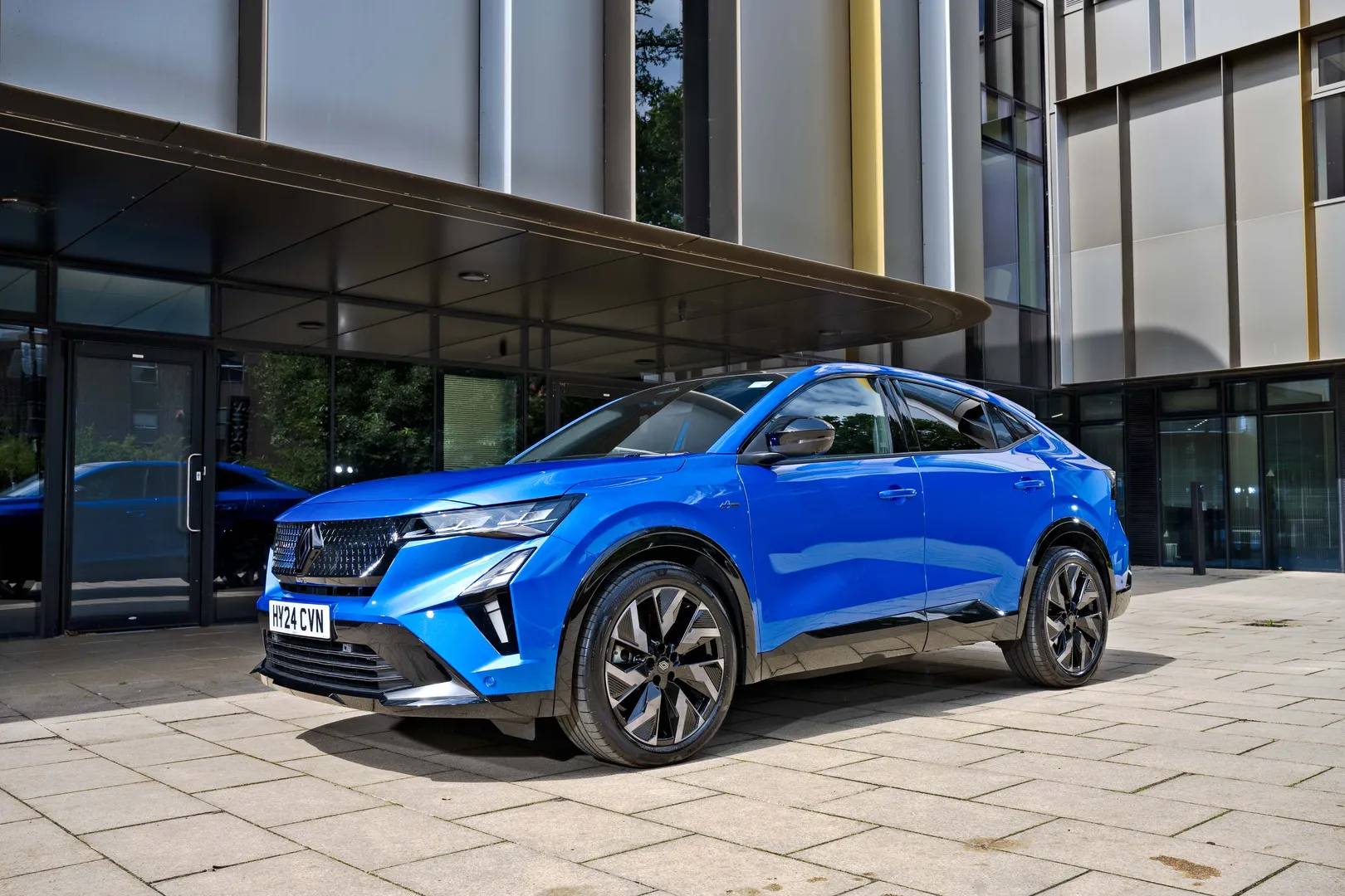 르노 라팔 E-Tech 하이브리드 차량 및 정보 이미지