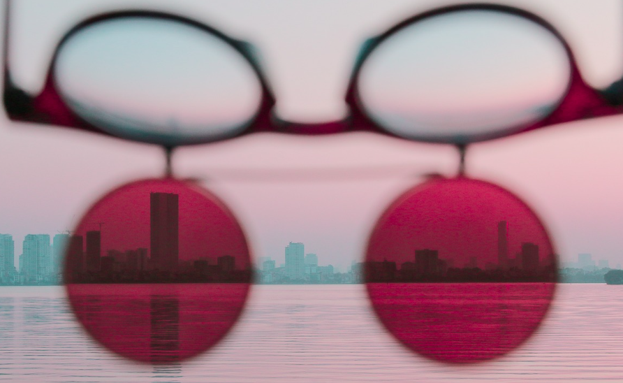 블루라이트 차단 안경 효과 완벽 분석 ❘ 정말 도움이 될까? (2025년 최신)