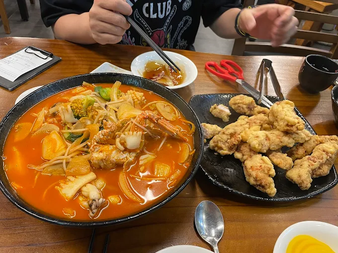 수원 팔달구 짬뽕집 '홍화루'