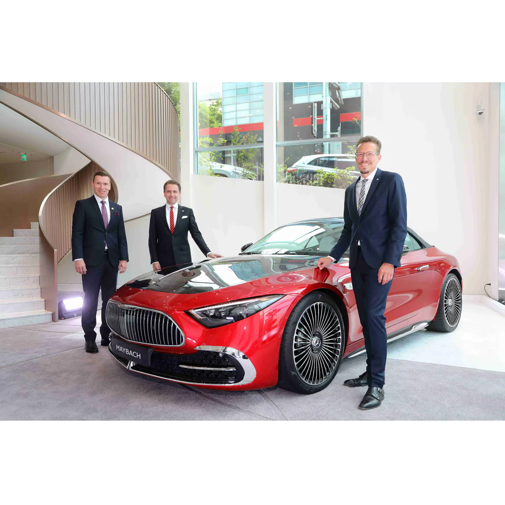 마이바흐 브랜드센터 서울 오픈 이미지