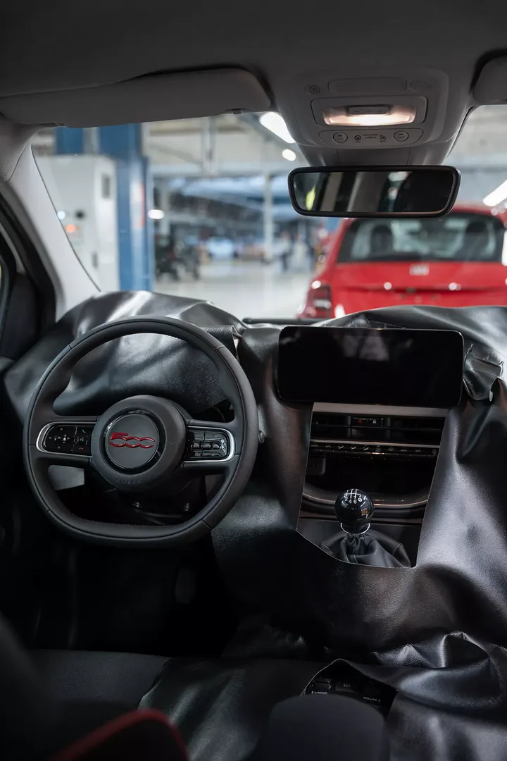 피아트 500 하이브리드 이미지