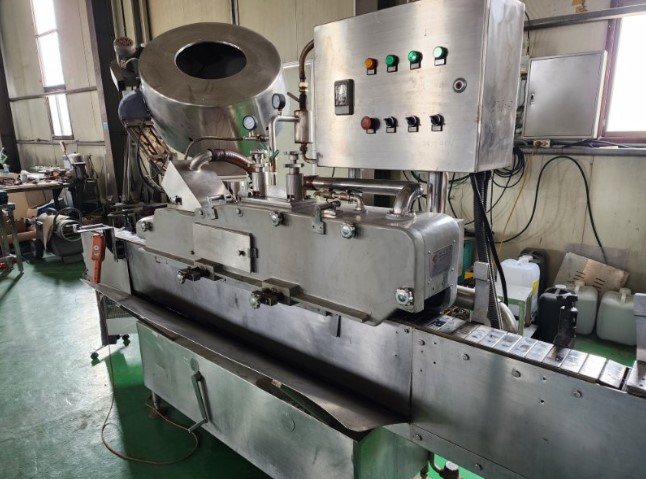 러그 캡 스팀 진공 캡핑기 중고