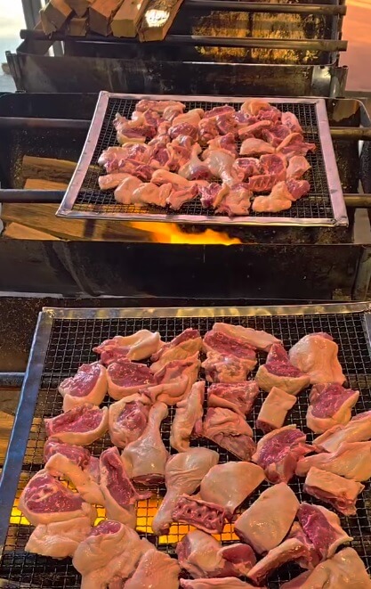 생방송투데이 외국인의 밥상 양주 광적면 오리 장작구이 맛집 먹골농장