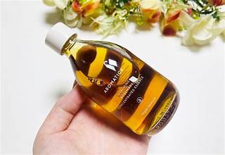 아로마티카(AROMATICA) 심층 분석: 클린 뷰티와 가치 소비의 선두 주자