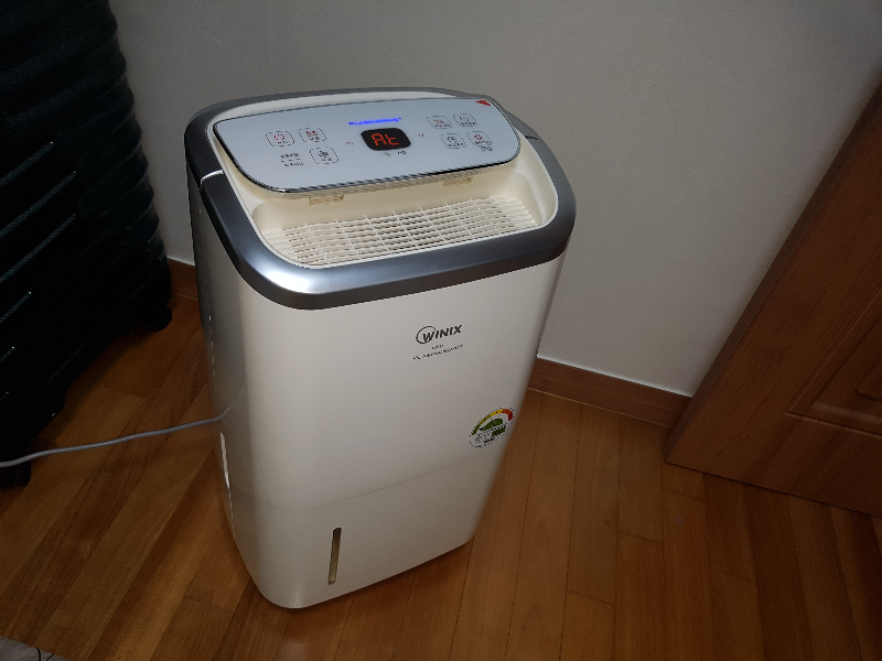 위닉스 제습기