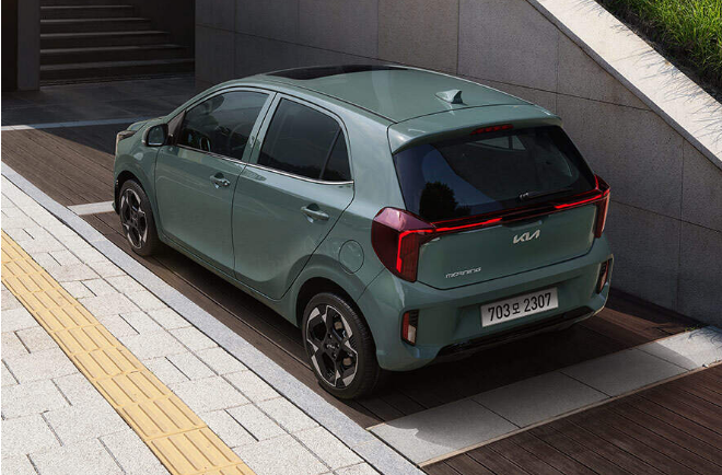 주차가 편리한 경차 기아모닝차량