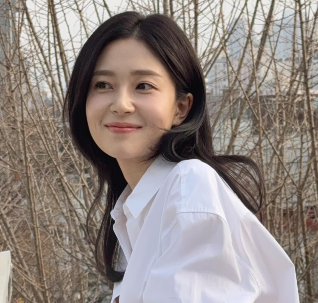 백진희 윤현민
