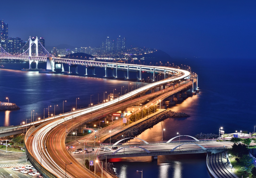 부산 야경의 모습