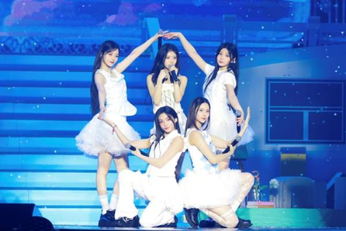 아일릿, 첫 팬콘서트서 글릿 향한 진심 고백…150분 감동의 무대