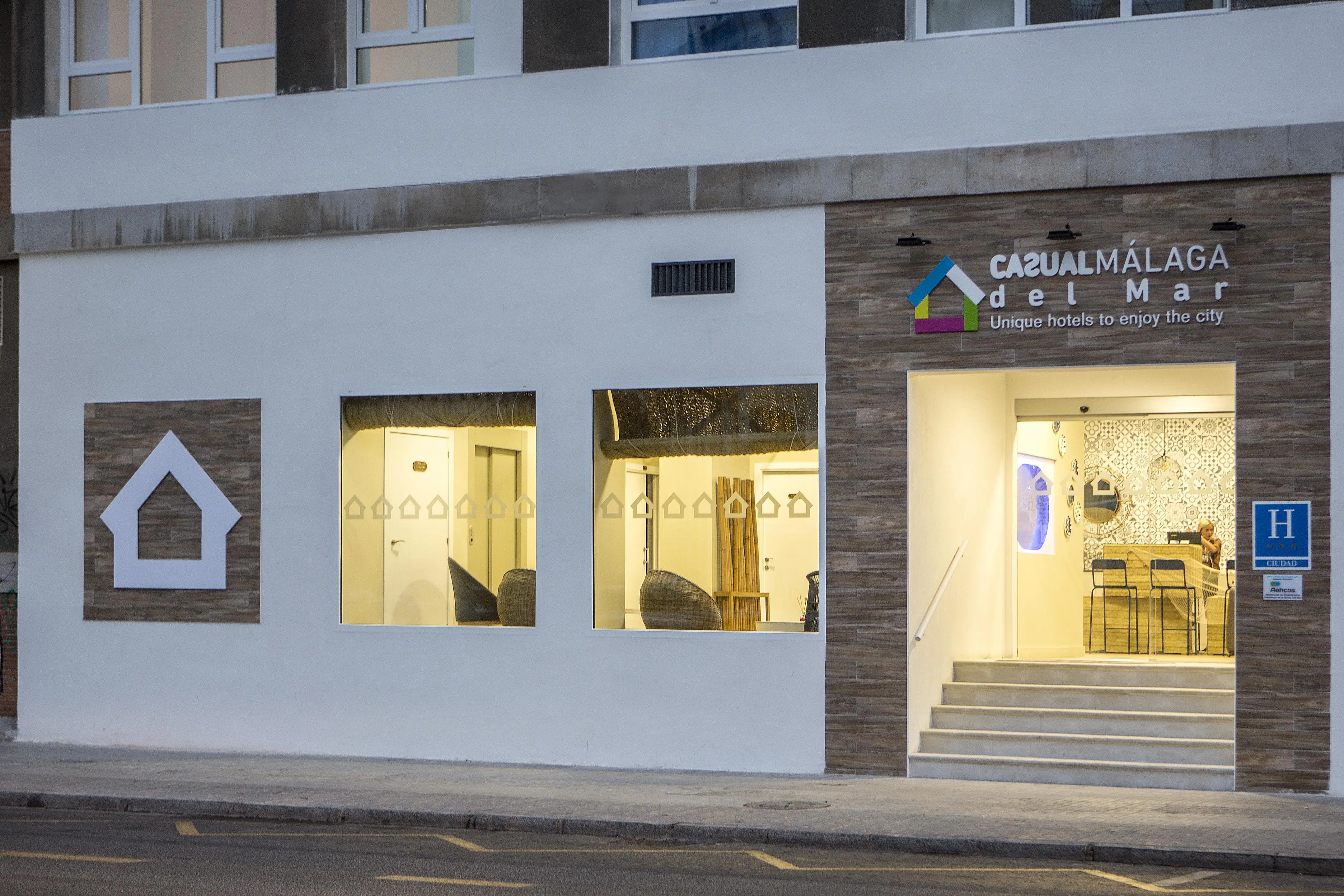 캐쥬얼 말라가 델마르