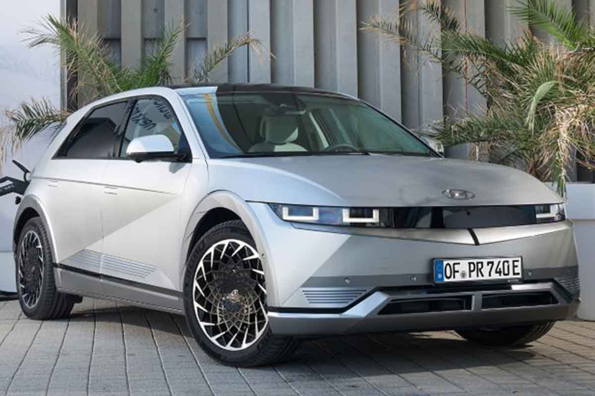 현대자동차 북미법인이 이달 31일까지 미국시장에서 일부 전기차 모델에 최대 7,500달러(약 996만원) 할인을 제공해 이목을 끈다.