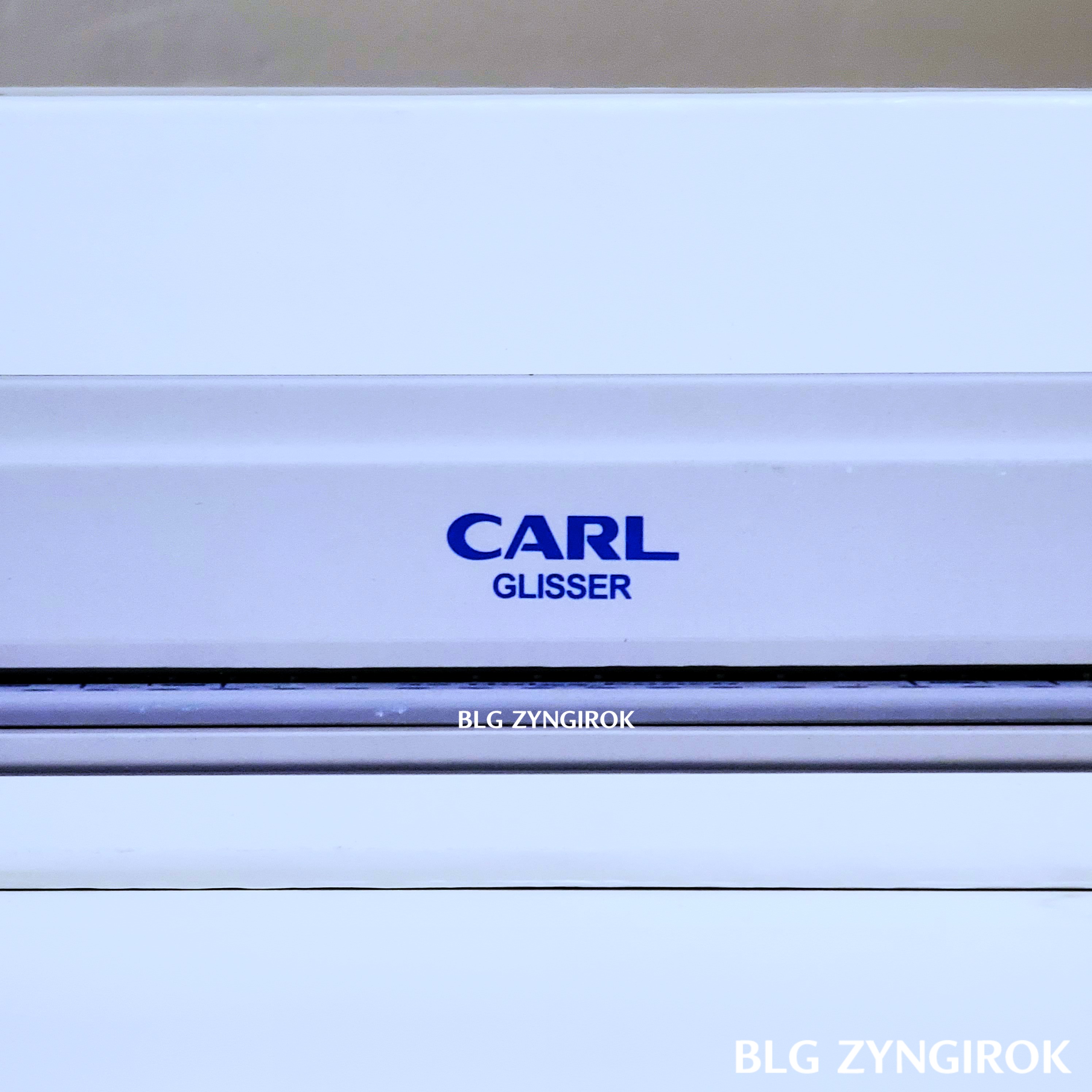 CARL-GLISSER-상자-중앙모습이다.