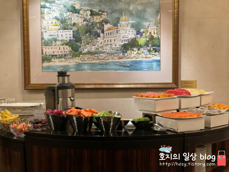 싱가폴 세인트레지스 조식뷔페 과일코너
