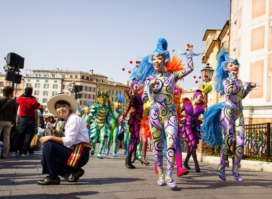 2024 여름 축제 여행: 라 토마티나, 산 페르민, 갈라쇼스