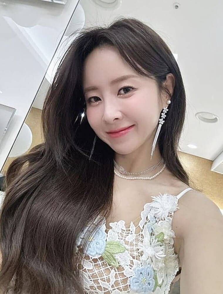가수-은가은