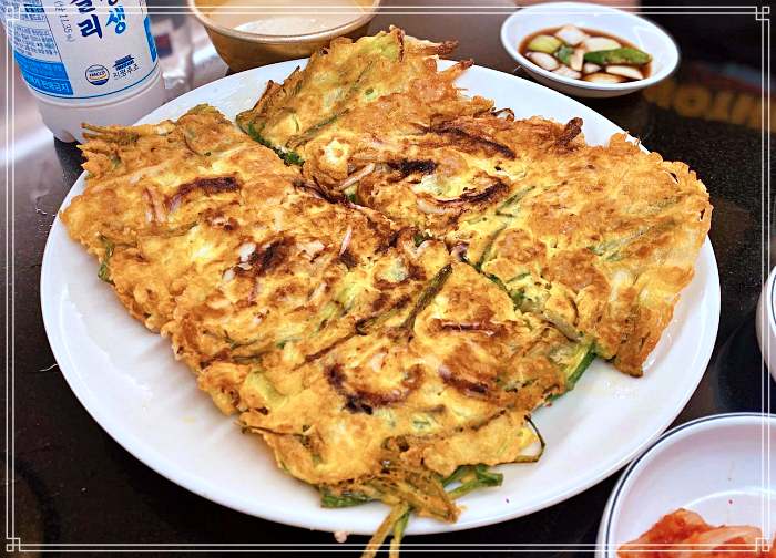 구로, 구디단 맛집 육전, 치즈 감자전, 해물 김치전, 깻잎전, 고추전