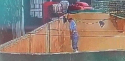 칭다오 맥주 공장과 사람